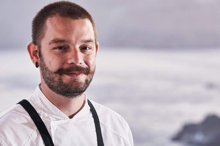 Mikrasia Restaurant Santorini Chef (1) 2021